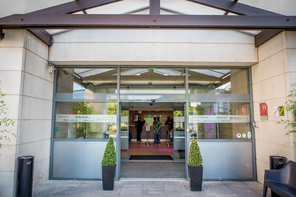 Campanile Paris Cdg Airport Villepinte Roissy-en-France Exterior photo